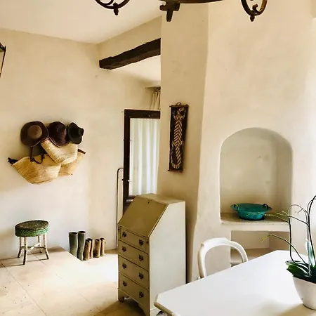The Old Bakery, Camon, Midi Pyrenees Σπίτι διακοπών *